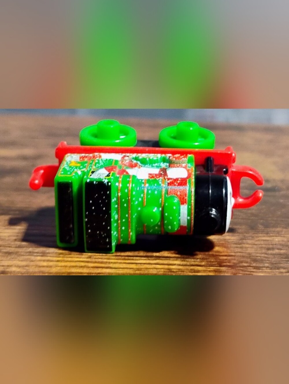 Thomas & Friends Minis: Advent Calendar Henry - Picture 6 of 7